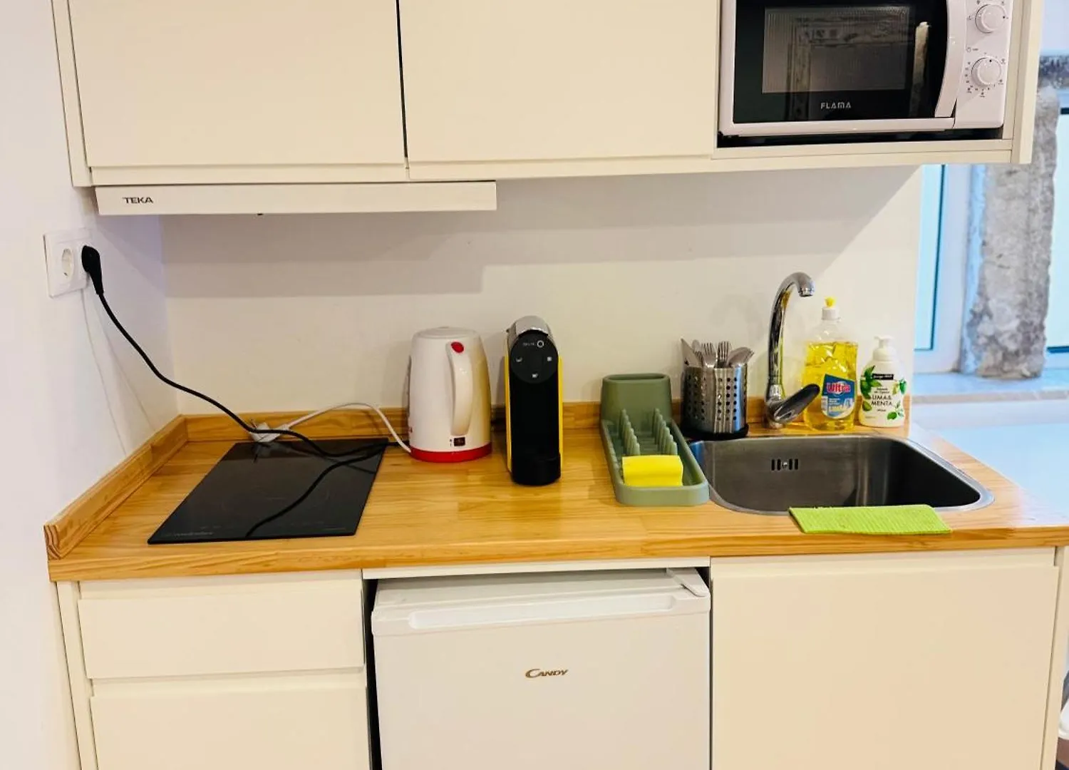 Travessa Do Meio Apartment Lisbon